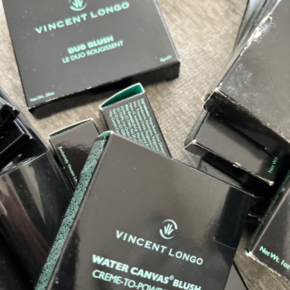 97 items Vincent Longo Assorted Cosmetics - Picture 5 of 16